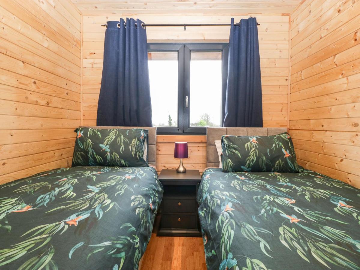 The Lodge At Crossroads Farm Bridgwater Extérieur photo