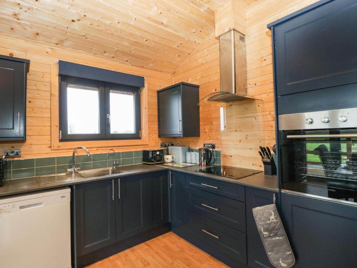 The Lodge At Crossroads Farm Bridgwater Extérieur photo